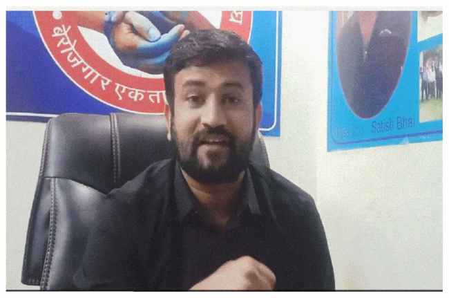 Upen yadav Left Food