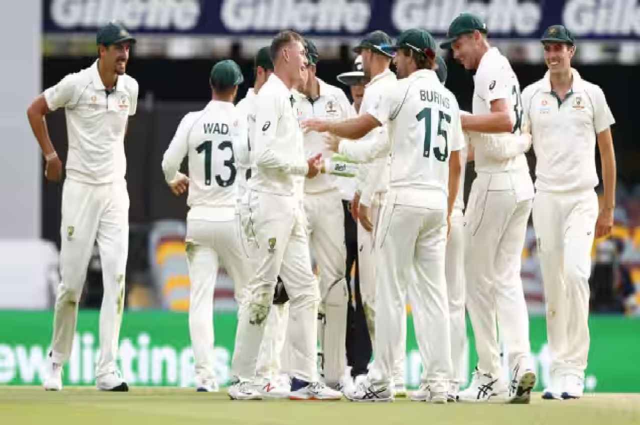 IND vs AUS: ऑस्ट्रेलिया के पूर्व कप्तान अपनी ही टीम पर भड़के, 'भारत से बैटिंग सीखनी चाहिए'