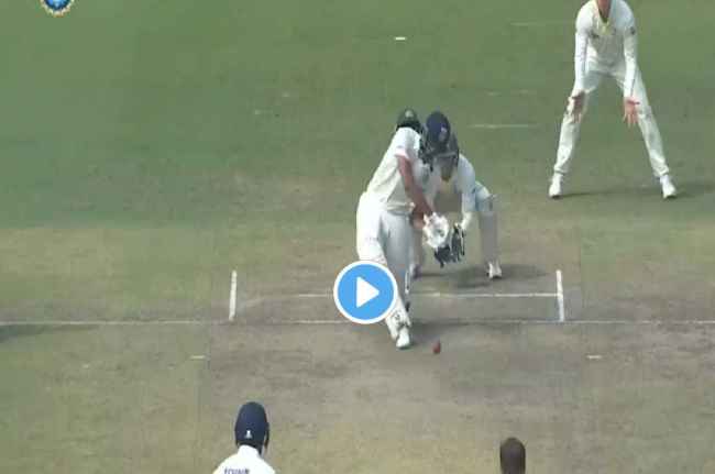 axar patel hit a stormy six watch video