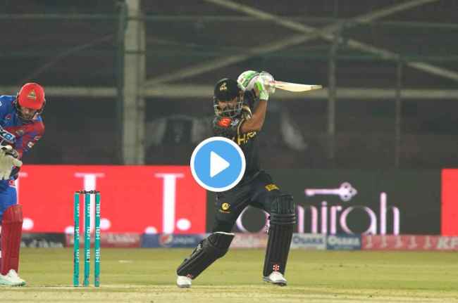 babar azam hit a beautiful four to mohammad amir