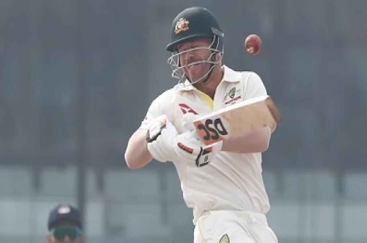 david warner out of delhi test mohammad siraj was hit bouncer