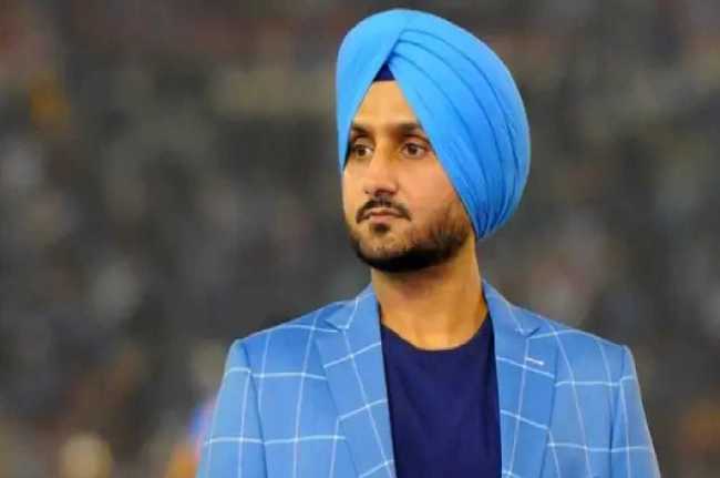 india vs australia harbhajan singh selected playing 11