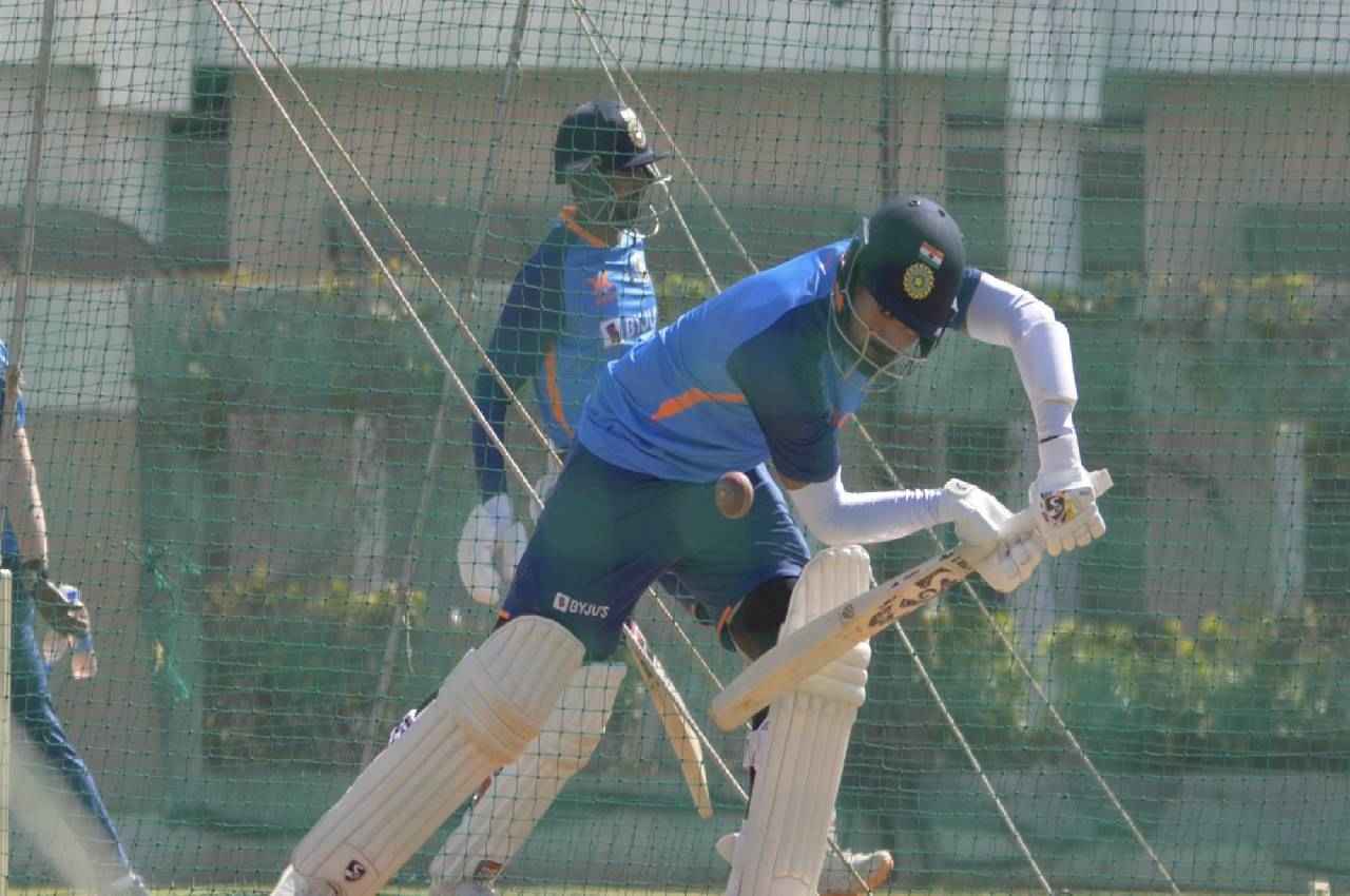 IND vs AUS: BCCI का बड़ा फैसला, टीम इंडिया के साथ जुड़े ये 4 बॉलर