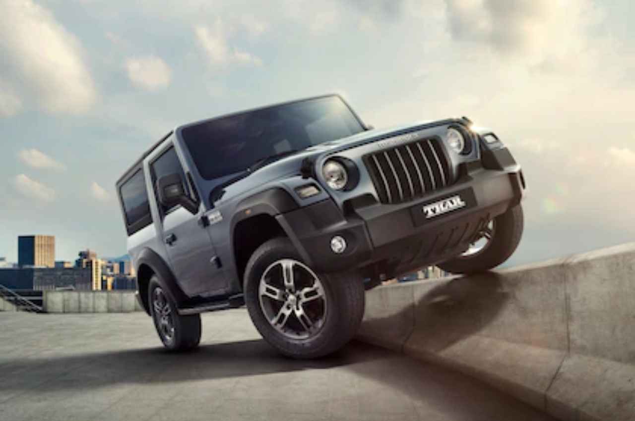 सिर्फ 25000 रुपये में मिल रही आपकी पहली पसंद Mahindra Thar, मौका हाथ से जाने न पाए