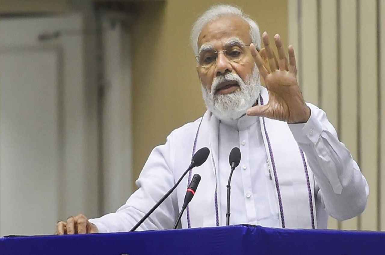 Old Pension: पुरानी पेंशन योजना पर बड़ा अपडेट, जानिए क्या है केंद्र सरकार की योजना, कब से बहाल होगी OPS?