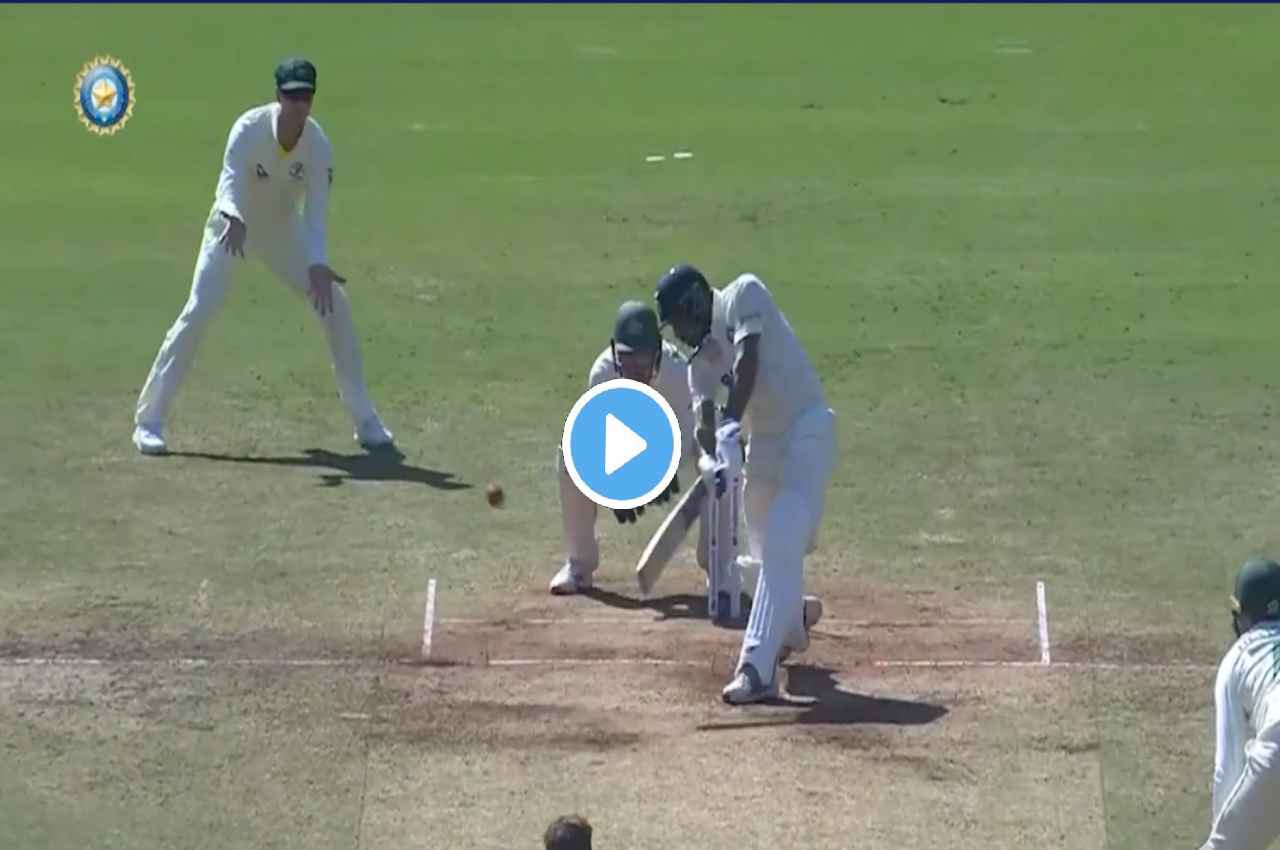 mohammed shami hits todd murphy for a dangerous six