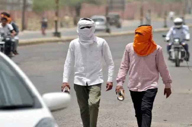 mp weather update temperature drop due to cloud cover madhya pradesh
