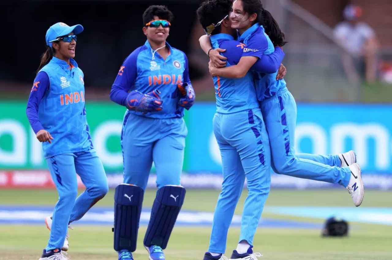 IND W vs IRE W: इतिहास रचने के कगार पर बेटियां, वर्ल्ड कप के सेमीफाइनल में टीम इंडिया की एंट्री