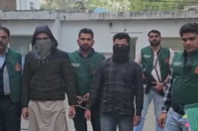 Delhi, Terrorists, Red Fort, Pakistan, Delhi Crime News