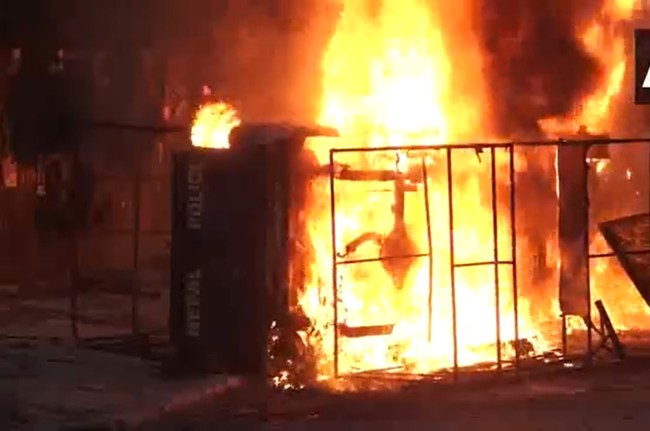 Nepal news in Hindi, Nepal news, transporter, police, clash, fire