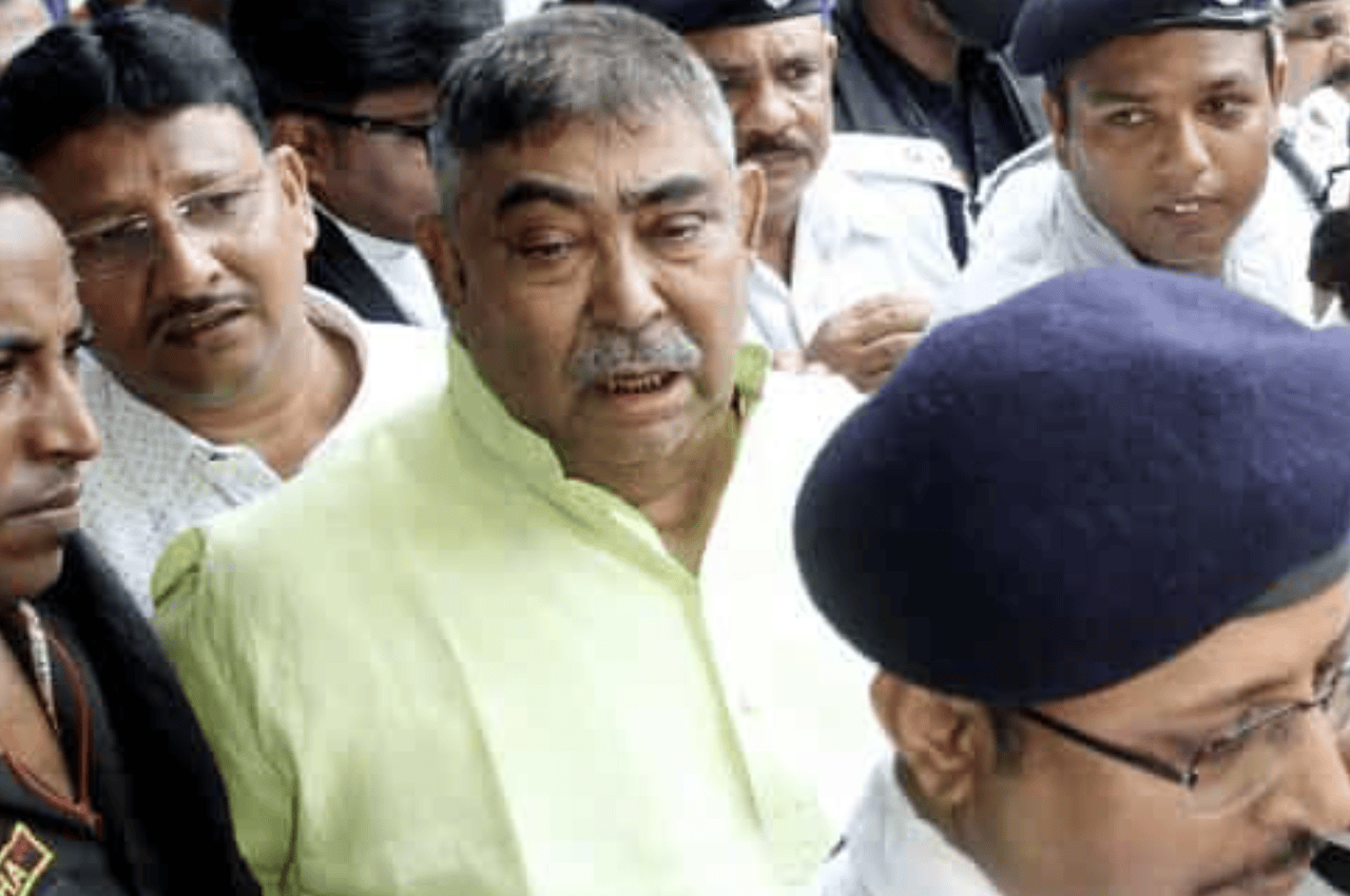 गौतस्करी मामले में तृणमूल नेता अनुब्रोतो की जमानत कोलकाता HC से खारिज, ED को मिली दिल्ली ले जाने की मंजूरी