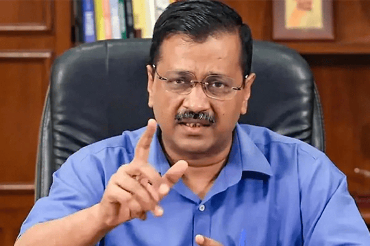 मानहानि मामले में सजा के बाद राहुल गांधी के समर्थन में आए केजरीवाल, ट्वीट कर भाजपा पर साधा निशाना