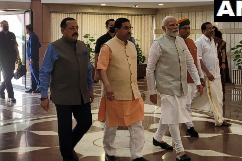 pm modi, bjp meeting, jp nadda, parliament session