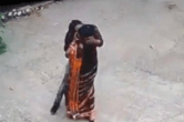 Viral Video, Bihar, Bihar News, Forcefullyy Kiss Woman In Hospital, Jamui Hospital. Jamui News