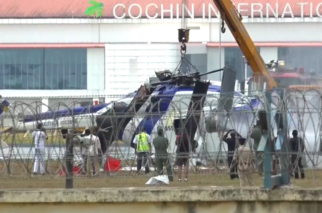 ALH Dhruv Marck 3 Helicopter, Dhruv Helicopter, Kochi, Kerala, Indian Coast Guard