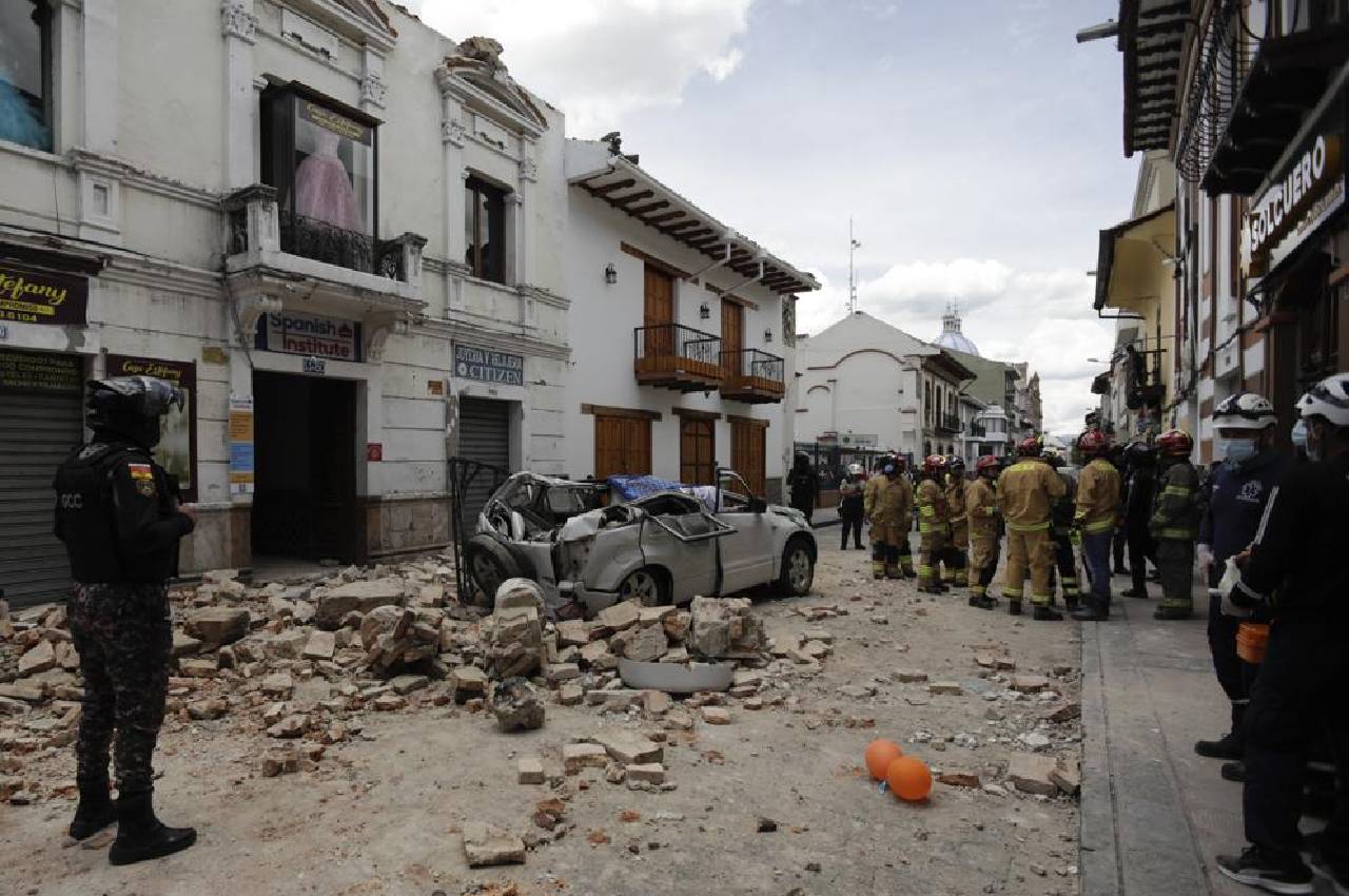 earthquake, ecuador earthquake, earthquake in ecuador, peru earthquake