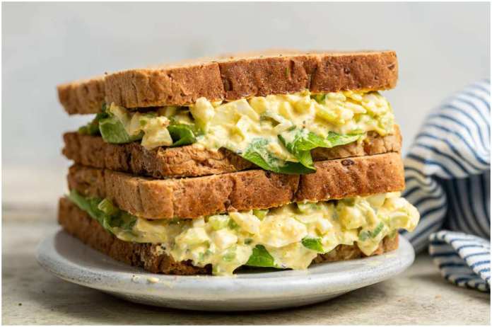 boiled egg mayonise sandwich, boiled egg sandwich, how to make boiled egg mayonise sandwich