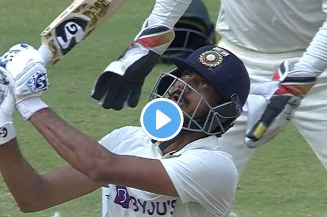 IND vs AUS Axar Patel six