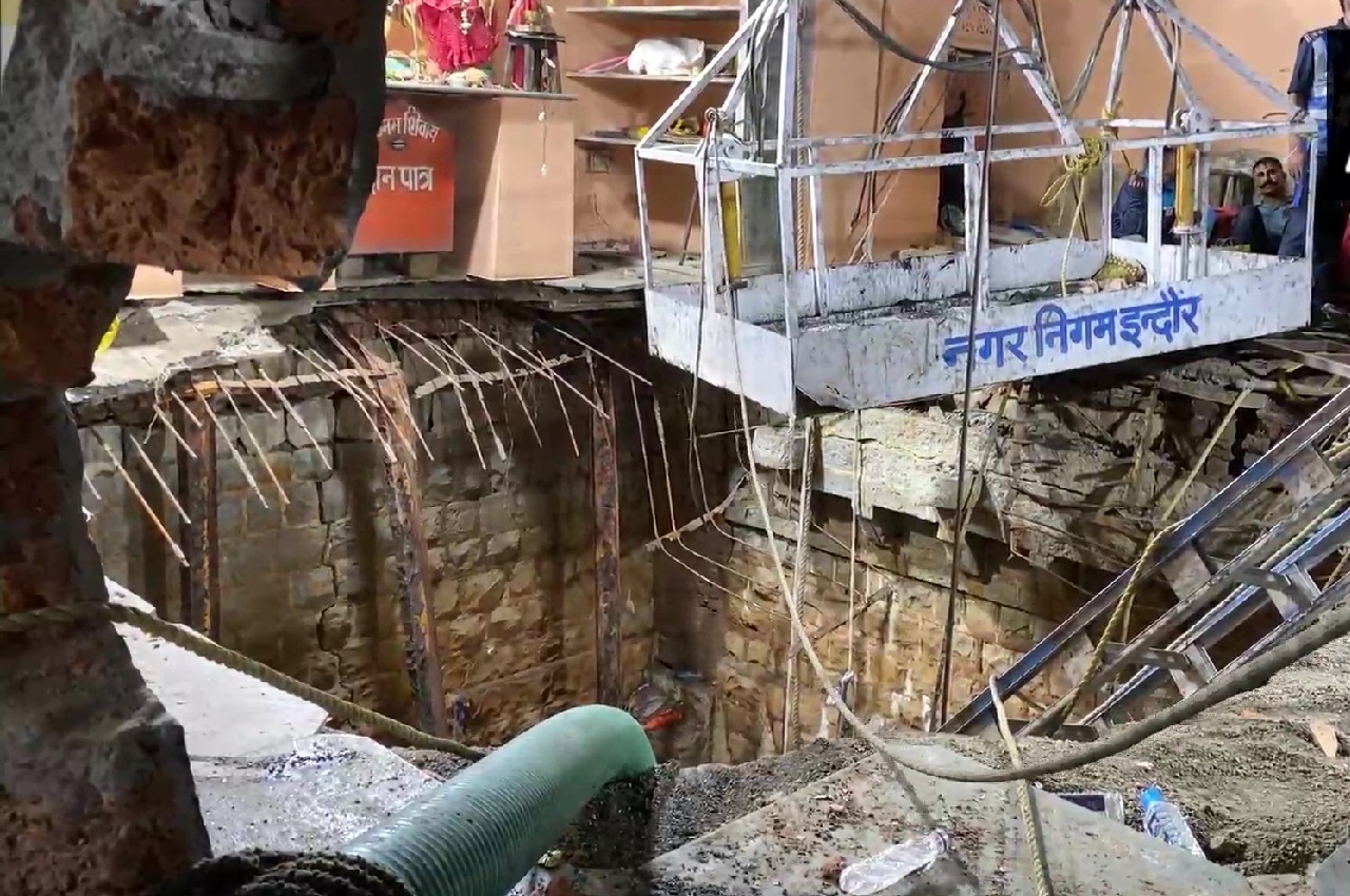 Indore Temple Tragedy, stepwell collapse, madhya pradesh
