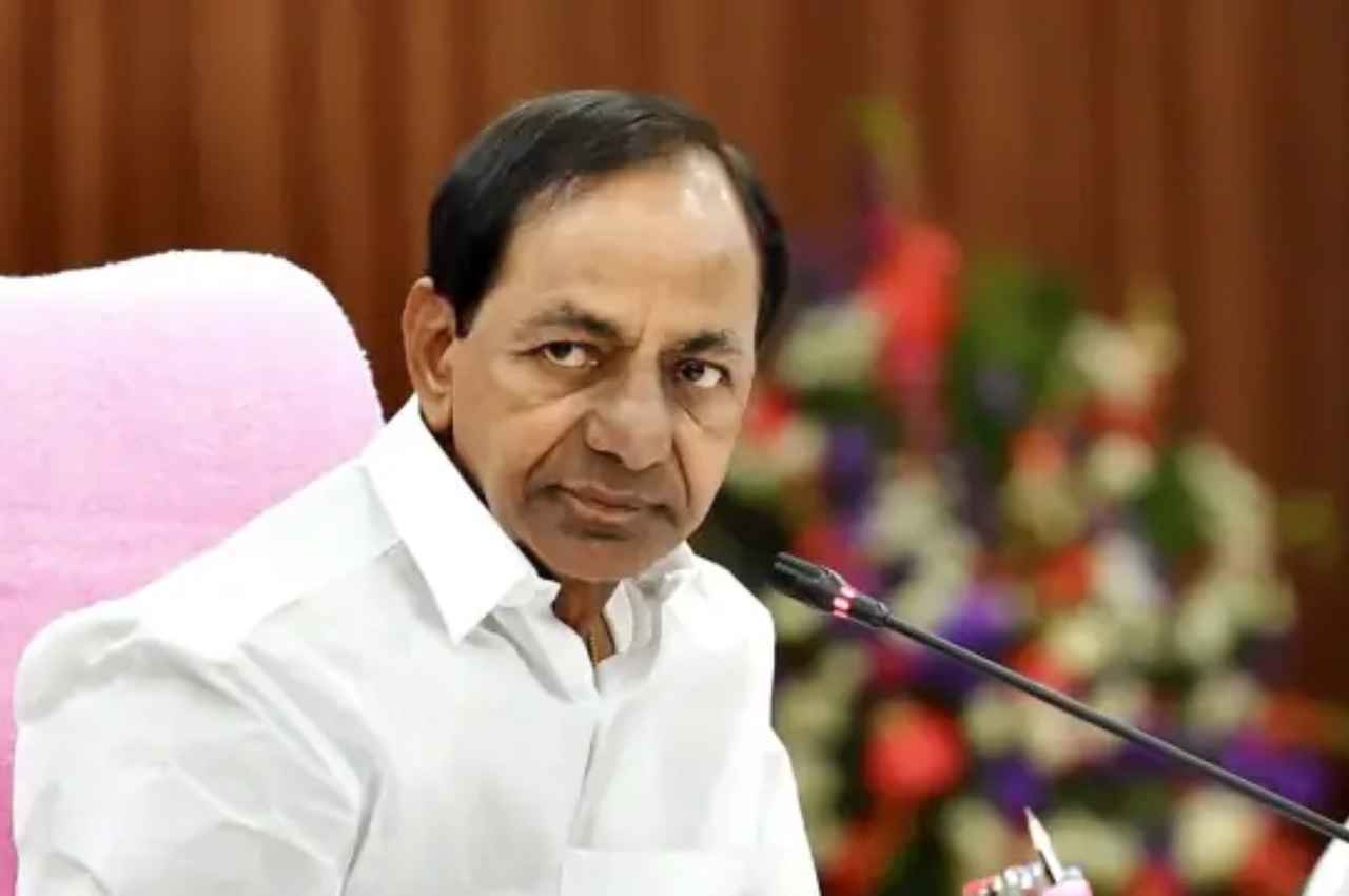 पेट में तकलीफ के बाद तेलंगाना के सीएम केसीआर अस्पताल में भर्ती, चल रहा इलाज