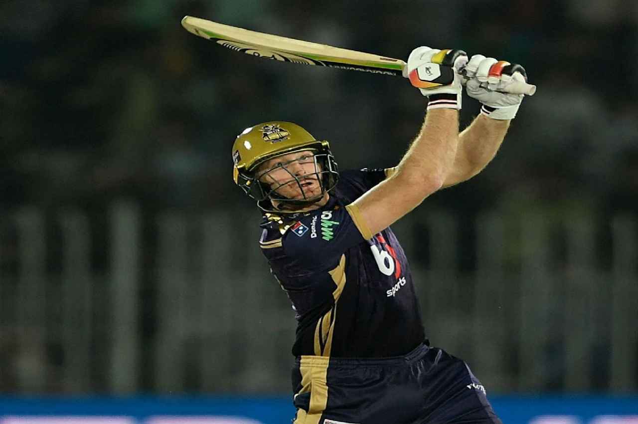 IPL 2023 की नीलामी में अनसोल्ड रहा था यह धाकड़ बल्लेबाज, PSL में बरसा रहा चौके-छक्के