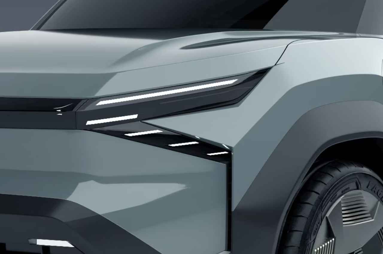 बस थोड़ा-सा और इंतजार! आने वाली है नई इलेक्ट्रिक कार Maruti eVX, टेस्टिंग के दौरान हुई स्पॉट, 550 Km है रेंज