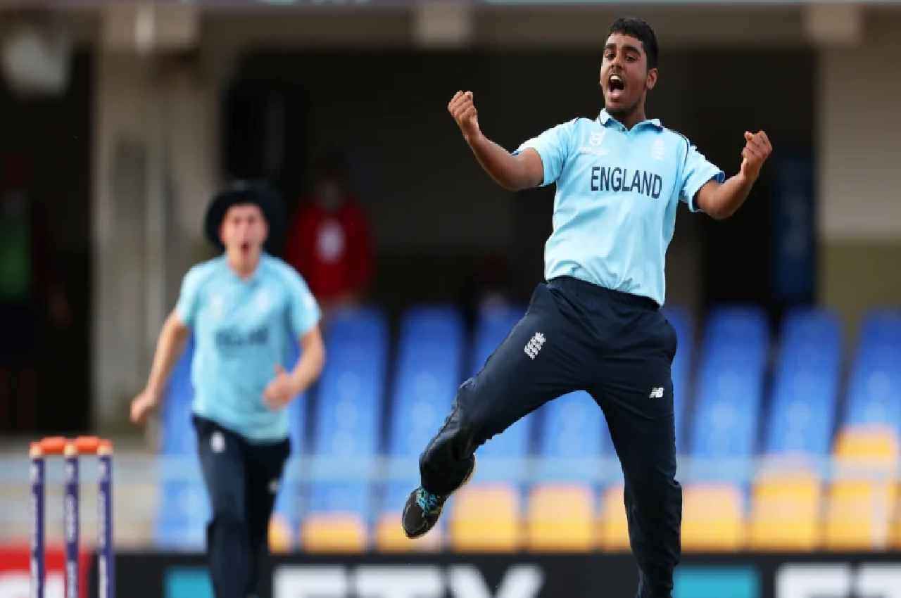 BAN vs ENG: 18 साल के Rehan Ahmed ने वनडे डेब्यू करते ही रचा इतिहास...इन दिग्गजों को छोड़ा पीछे