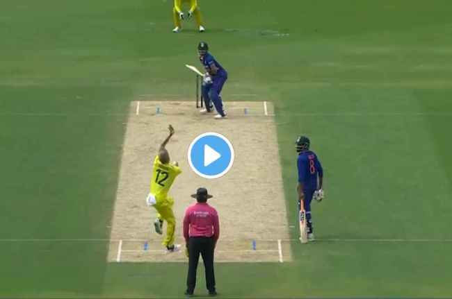 IND vs AUS 2nd ODI live Virat Kohli THATS OUT lbw by Nathan Ellis