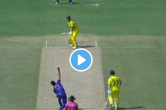 IND vs AUS 3rd ODI live Mitchell Marsh Clean bowled by Hardik Pandya