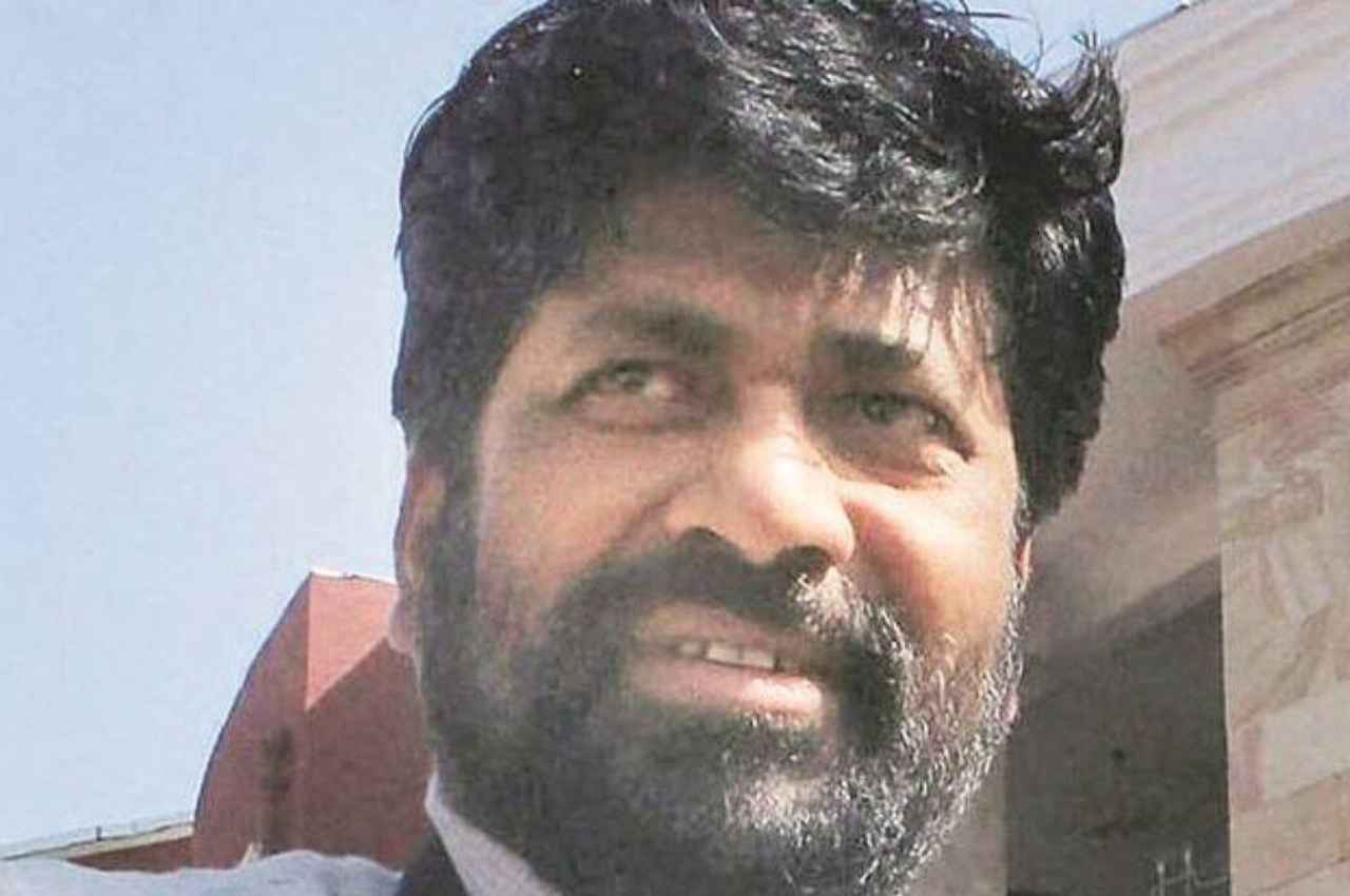 'खाने के लिए आवारा कुत्तों को असम भेजो', महाराष्ट्र के विधायक की अजीबोगरीब सलाह से छिड़ा विवाद