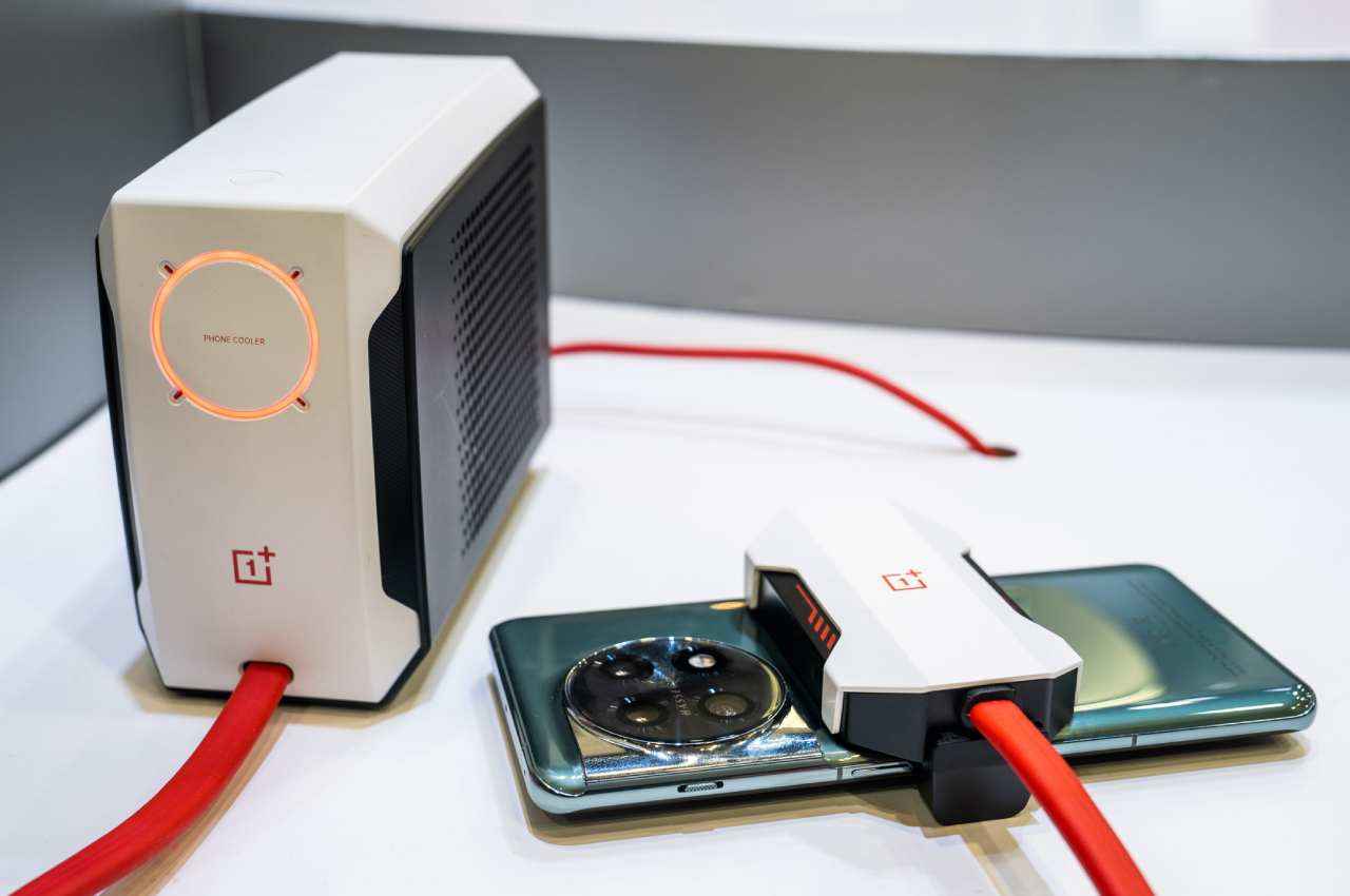 OnePlus 45W Liquid Cooler क्या है? कितनी कीमत और यूजर्स के लिए कब तक होगा उपलब्ध, यहां जानिए...