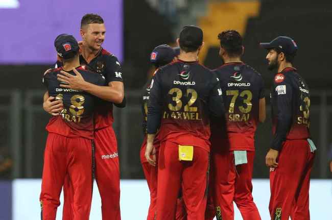 RCB IPL 2023 Josh Hazlewood Glenn Maxwell