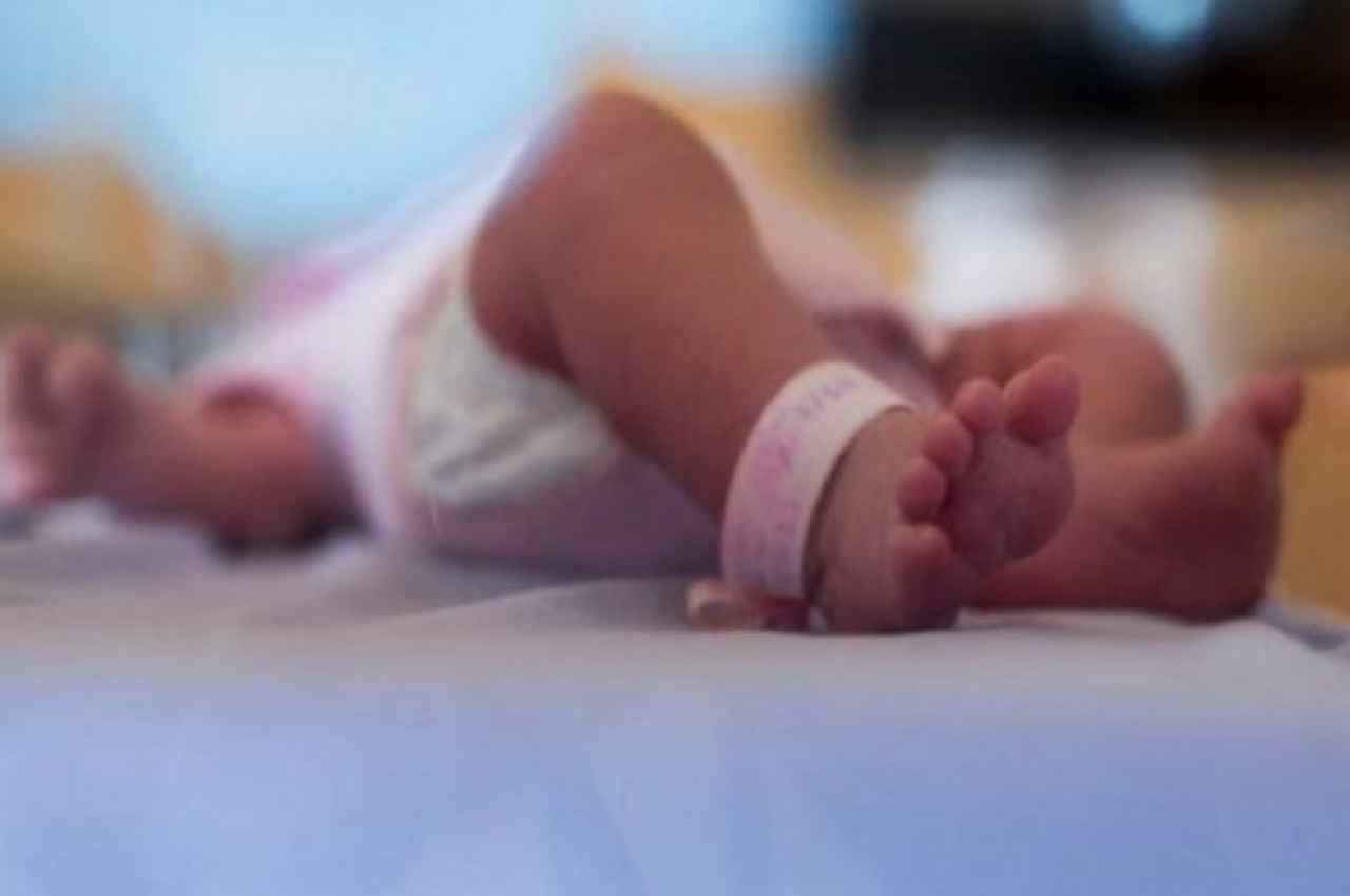 Shocking, nagpur girl,nagpur teenage,birth,youtube videos, Teen Girl gives birth at home
