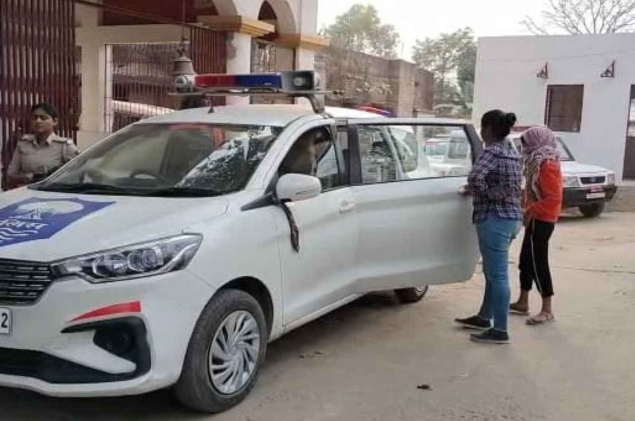 Bihar: आर्केस्ट्रा की आड़ में जिस्मफरोशी का धंधा, सादी वर्दी में पहुंचे पुलिसवालों ने जांबाजी से किया भंडाफोड़