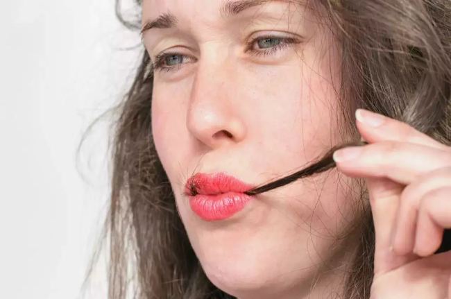 UP News: After Rapunzel syndrome, 2 kg hair was removed from stomach of teenager in Bijnor