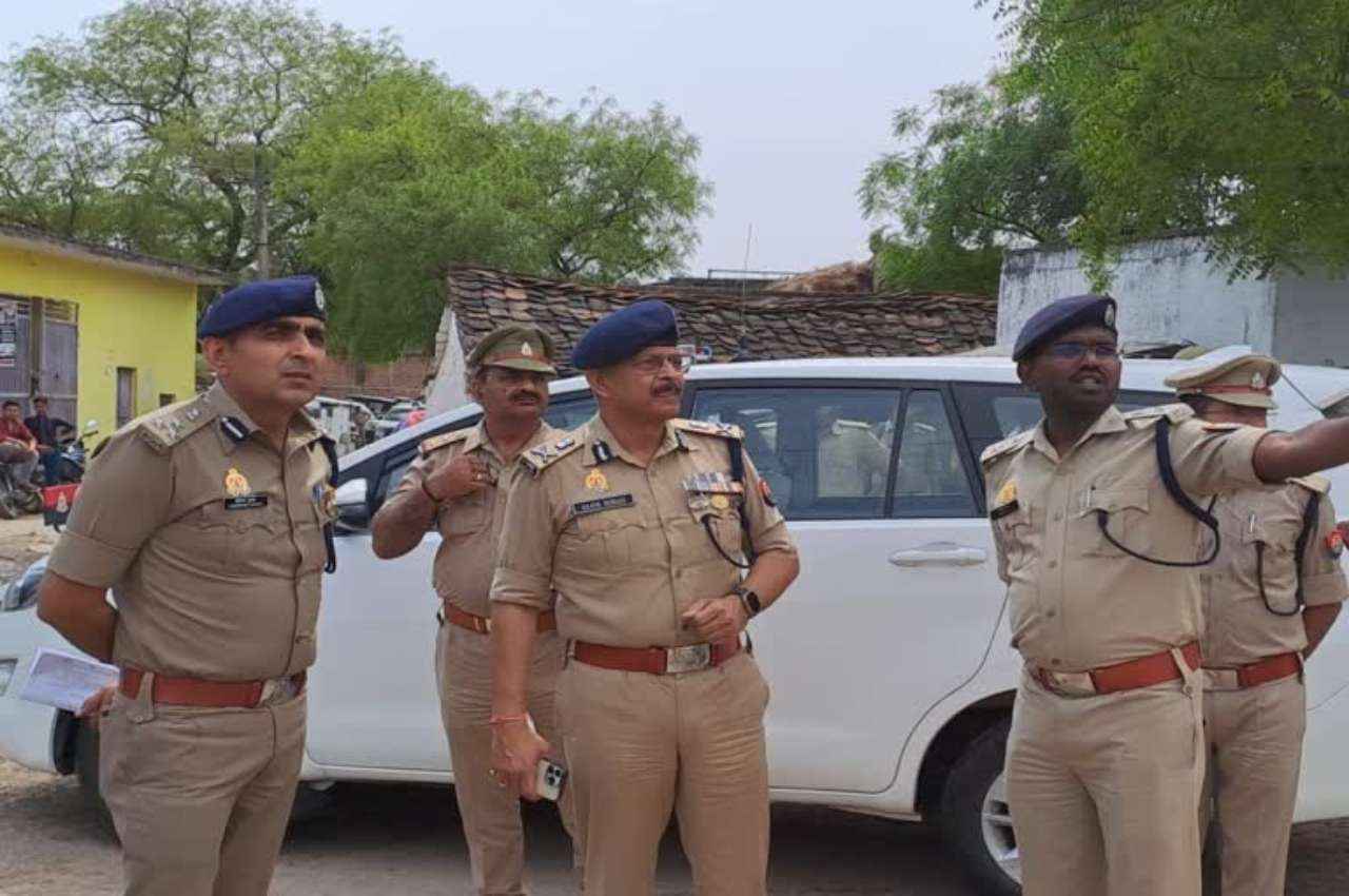 UP News: Dacoits attack in Jhansi, robbing businessman's family of 20 lakhs