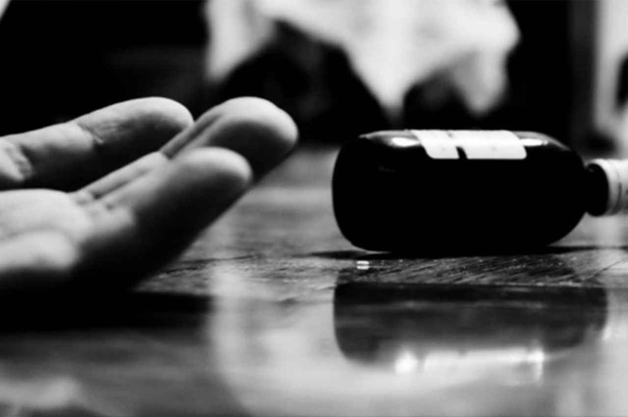 UP News: molestation in Moradabad, Class 12 student commits suicide, serious allegations against police