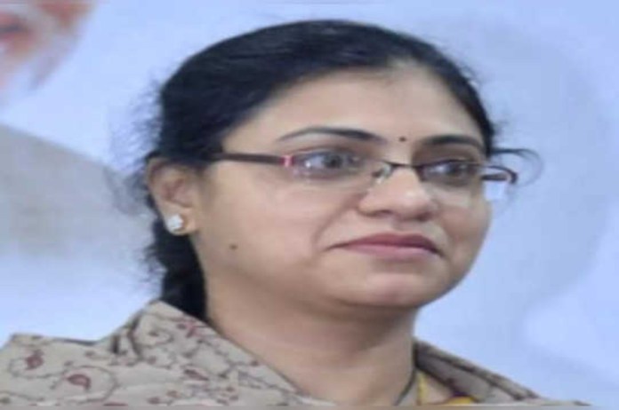 UP News: IAS Aparna's husband arrested from Noida in 3300 crore scam in Andhra Pradesh