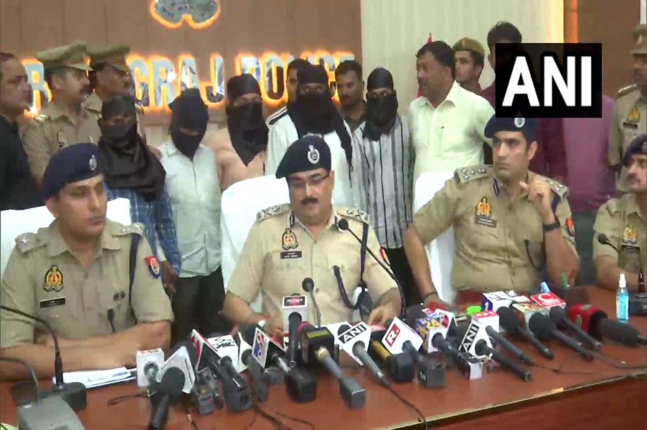 Umesh Pal Murder Case: Prayagraj Police Commissioner held press conference, said five Atiq's henchmen arrested