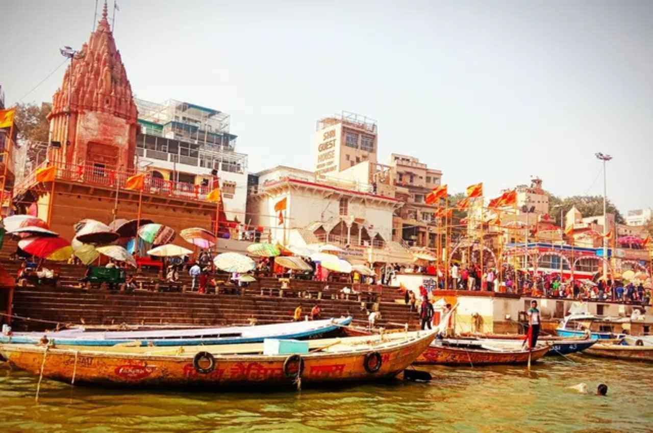 15 दिन में 'भिक्षावृत्ति मुक्त' होगी काशी, जिला प्रशासन ने शुरू किया ये अनोखा अभियान, जानें कहां रहेंगे भीख मांगने वाले?