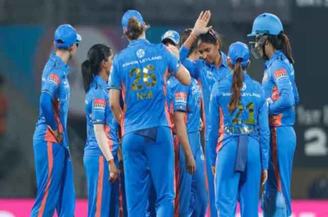 WPL 2023 Harmanpreet Kaur MI vs GG IPL