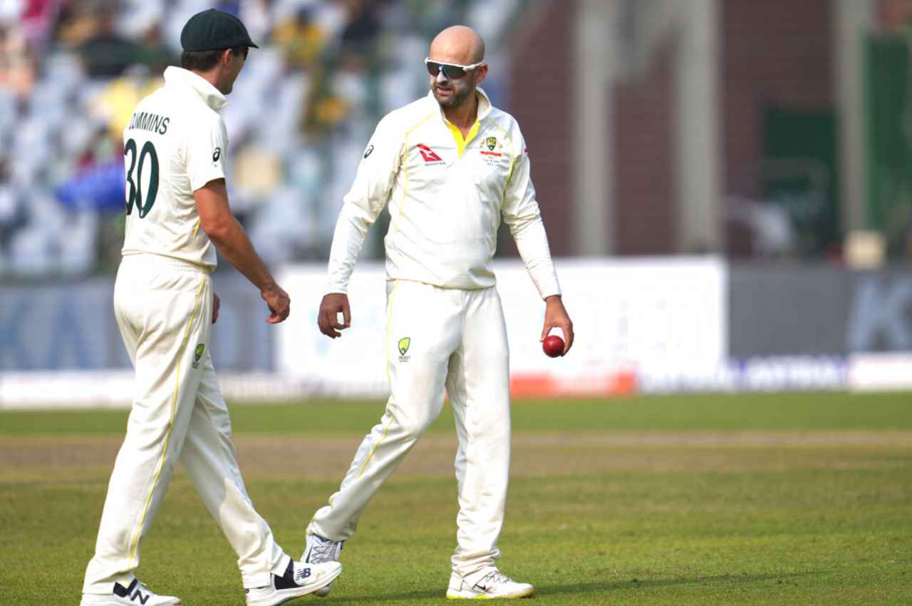 nathan lyon completed 500 wickets in international cricket