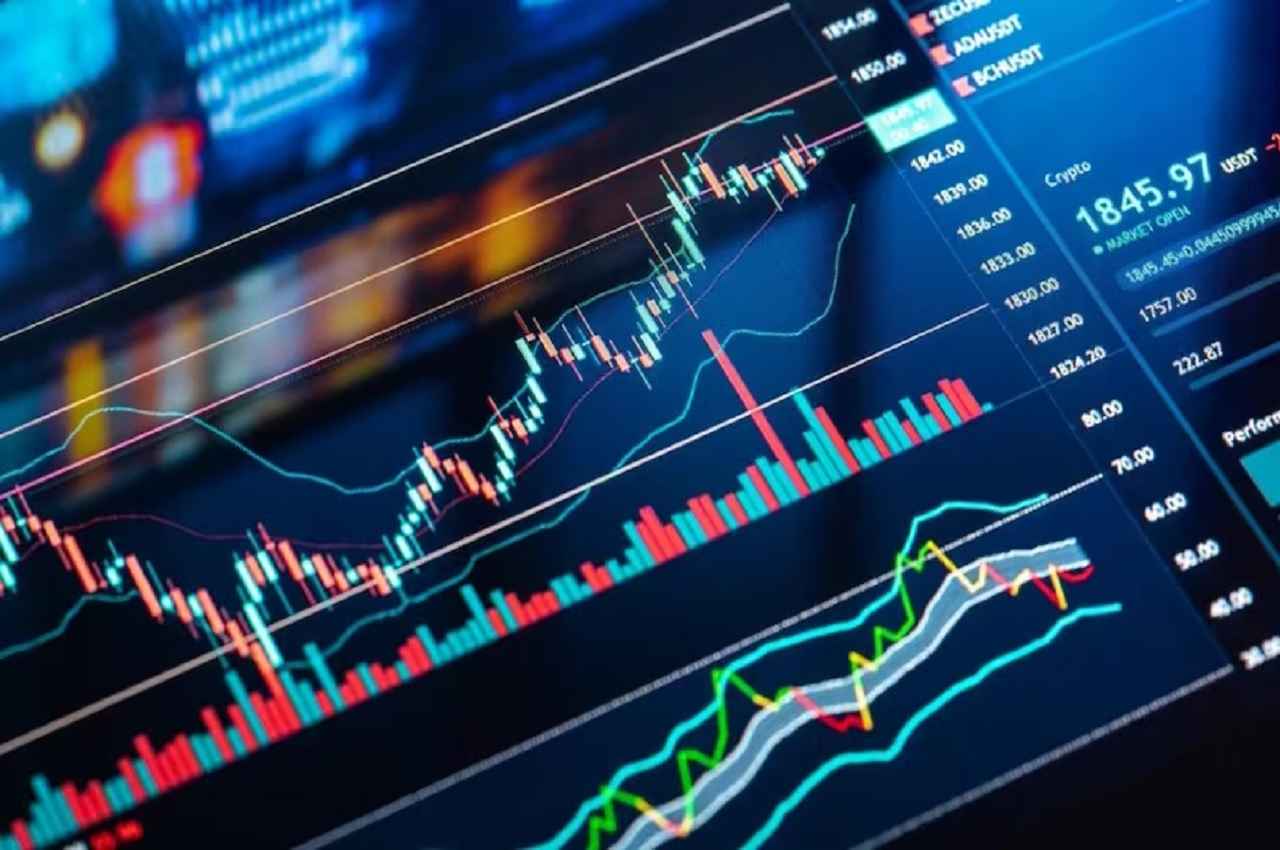 Share Market Update: घरेलू बाजार में आज इन शेयर पर कर सकते हैं मोटी कमाई!