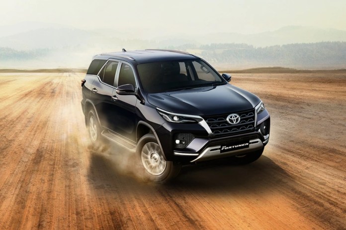toyota fortuner, toyota cars, suv cars, cars under 50 lakhs