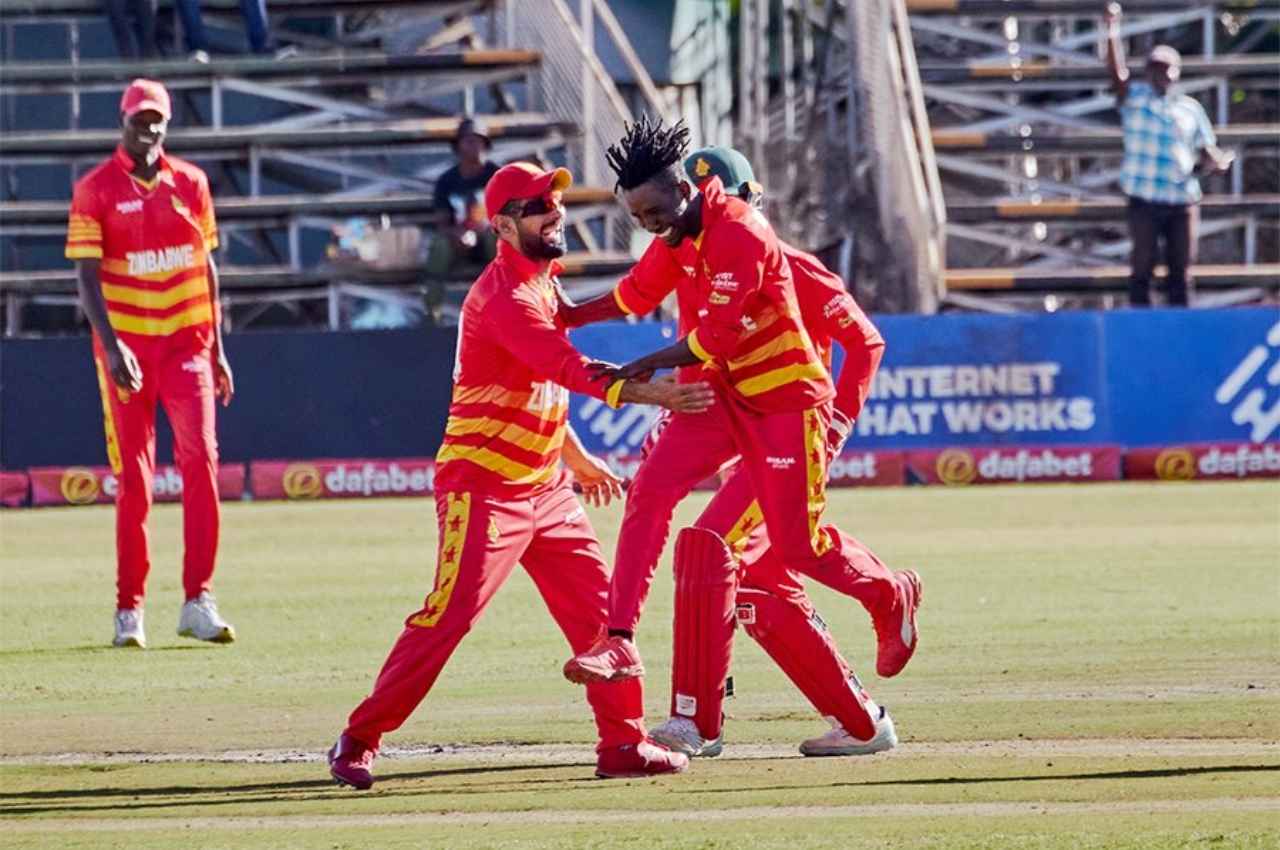 ZIM vs NED: जिम्बाब्वे के वेस्ली मधेवेरे ने ली वनडे की 50वीं हैट्रिक, टीम को 1 रन से दिलाई जीत