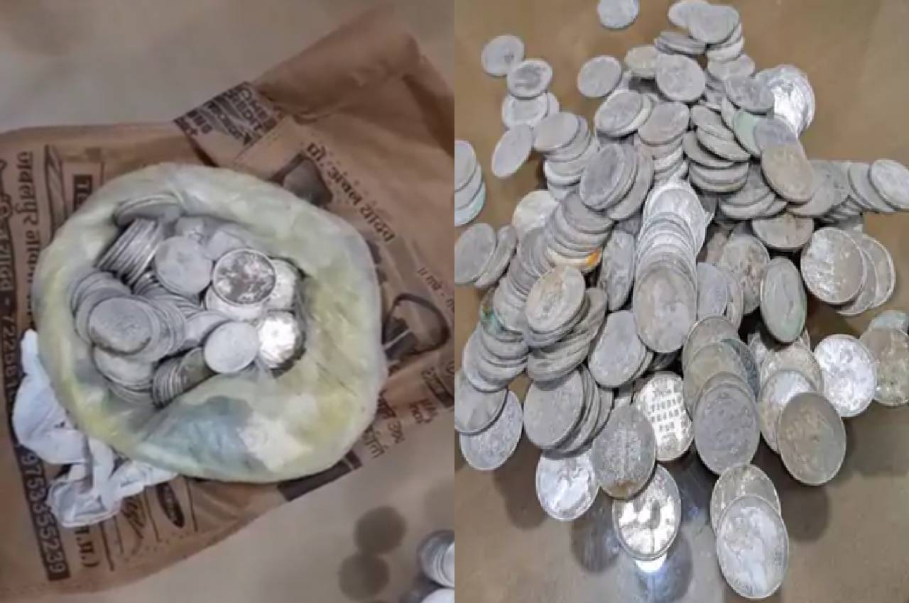 136 year old 240 silver coins found damoh