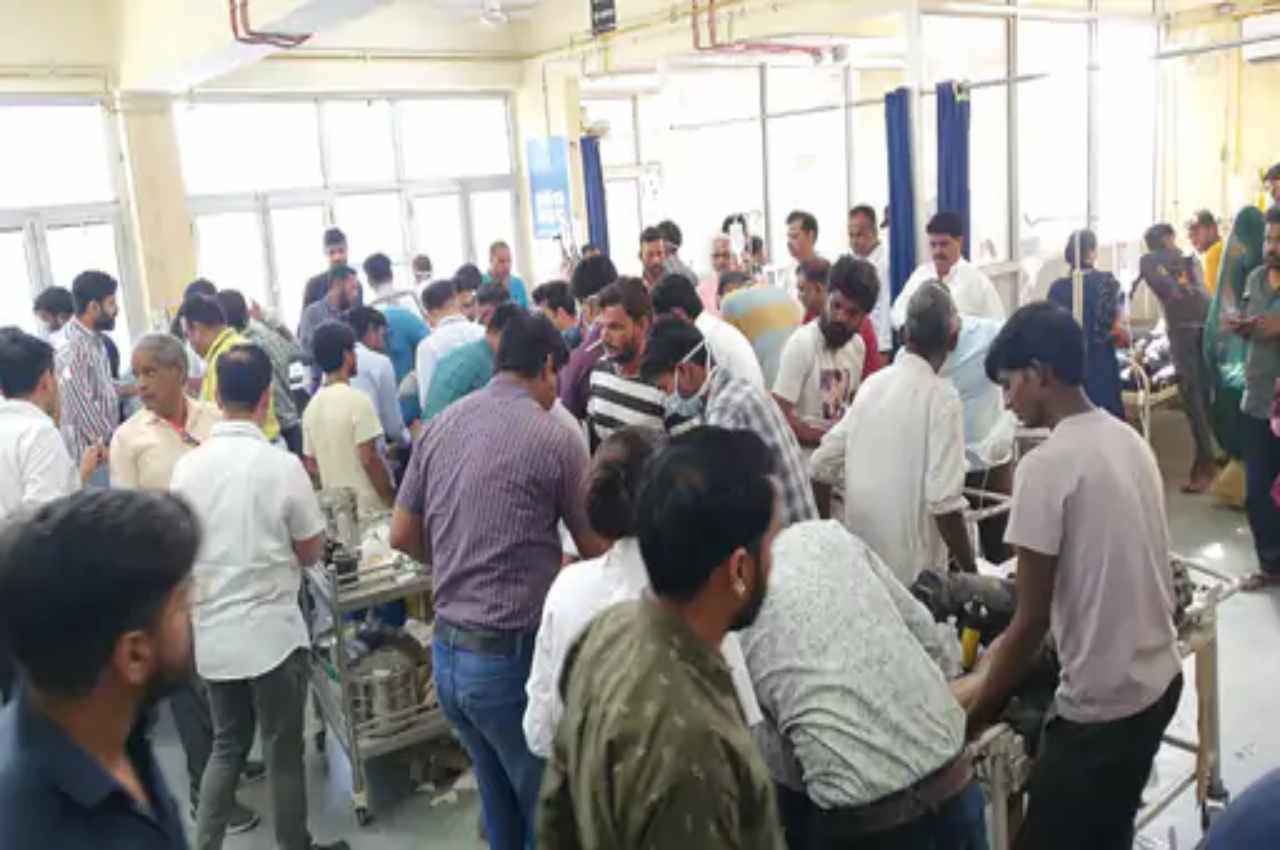 Ajmer News: अजमेर के केकड़ी में बड़ा हादसा, 35 लोगों से भरी बस पलटी, 20 घायल, 2 की मौत