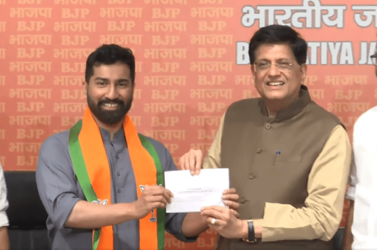 पूर्व रक्षा मंत्री एके एंटनी के बेटे ने जॉइन की बीजेपी, बोले- कांग्रेस के कई नेताओं का 'धर्म' सिर्फ एक खास परिवार