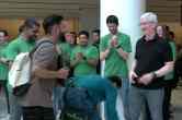 Tim Cook, Apple CEO, fans touch cook feet, Tim Cook autograph, apple saket store