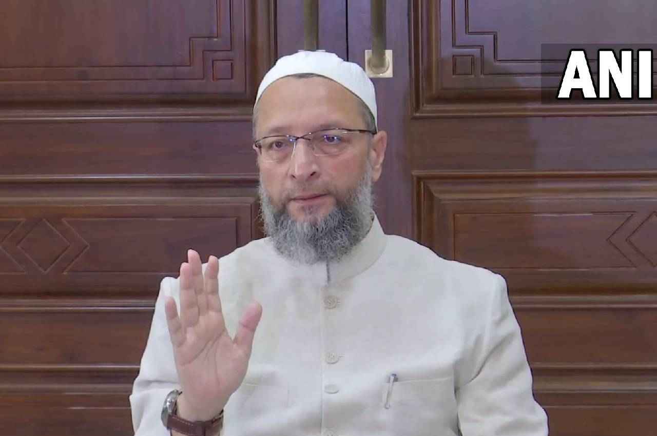 Atiq Ashraf Murder: असदुद्दीन ओवैसी ने उठाए सवाल, पूछा- क्या ऐसे जनता को संविधान और कानून पर भरोसा होगा?